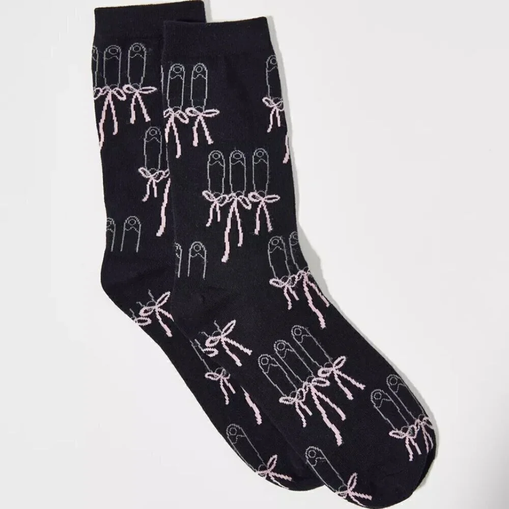 NWT Urban Outfitters Ballet Slipper Black Crew Socks